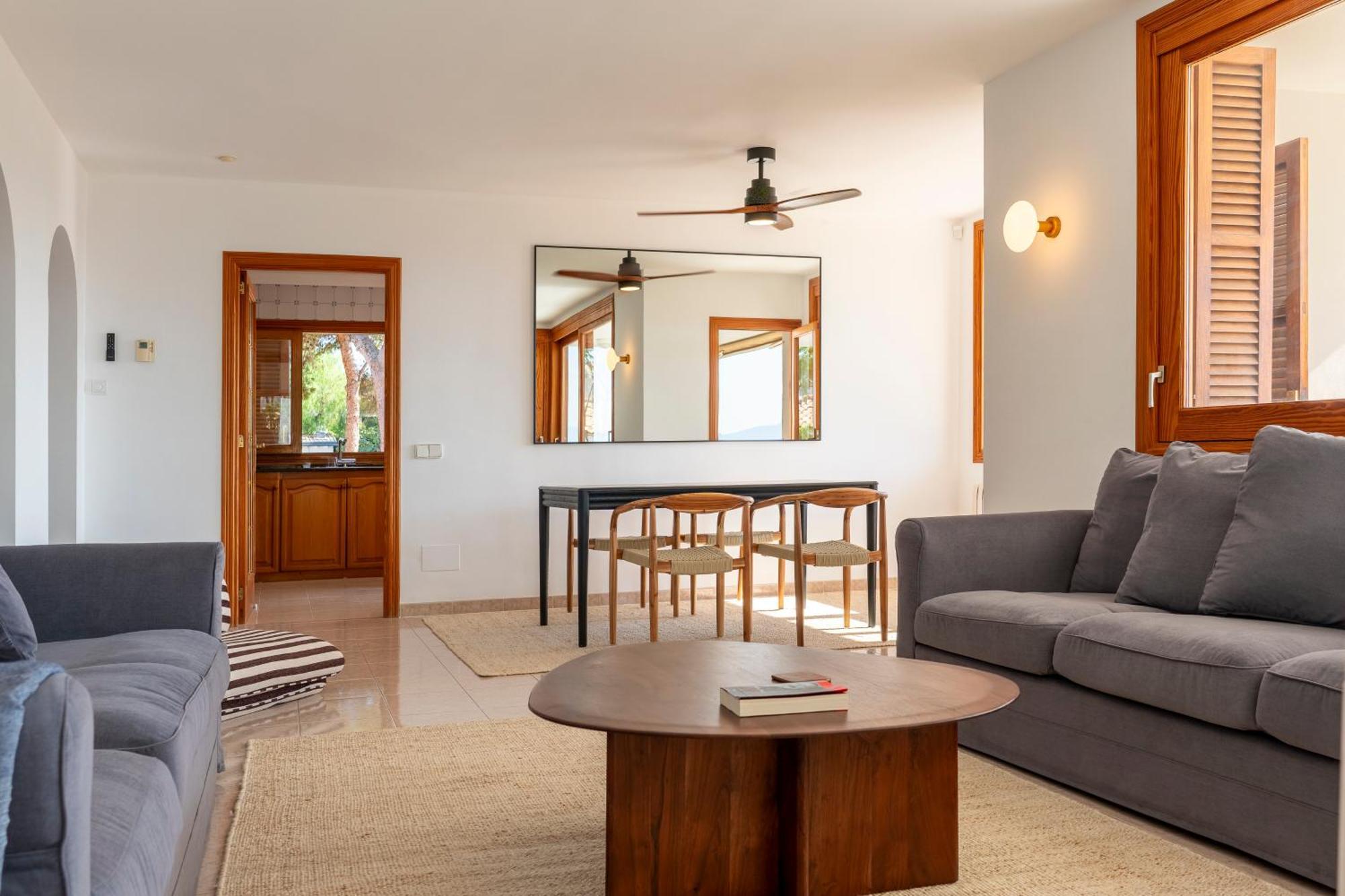 Villa Sal I Vent- Mediterranean Sea Views *